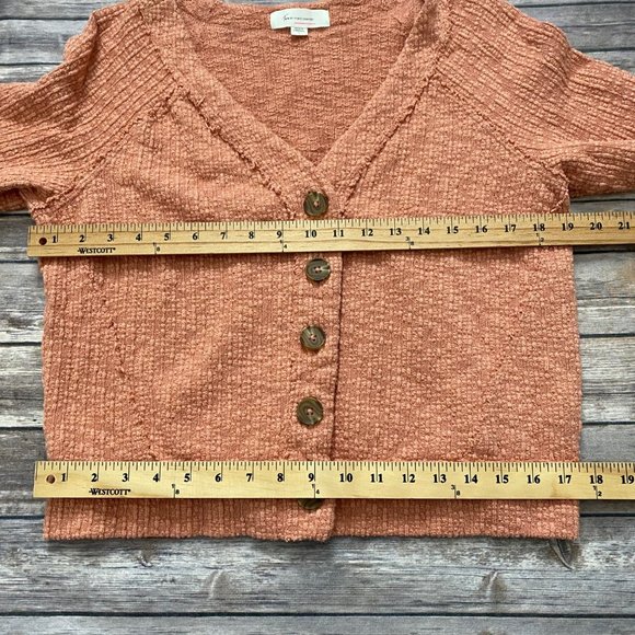 Two by Vince Camuto Peach Textured Button Cardigan Sweater - Picture 9 of 12